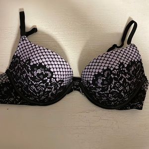 Victoria’s Secret Very Sexy Push-up Bra